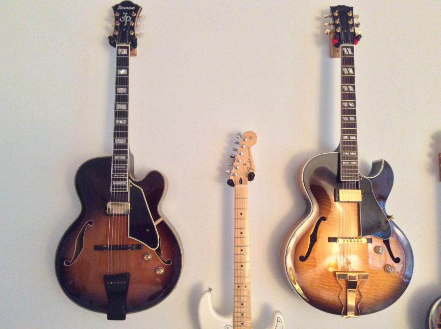Joe Pass Guitar Pickup Position?-image-jpg