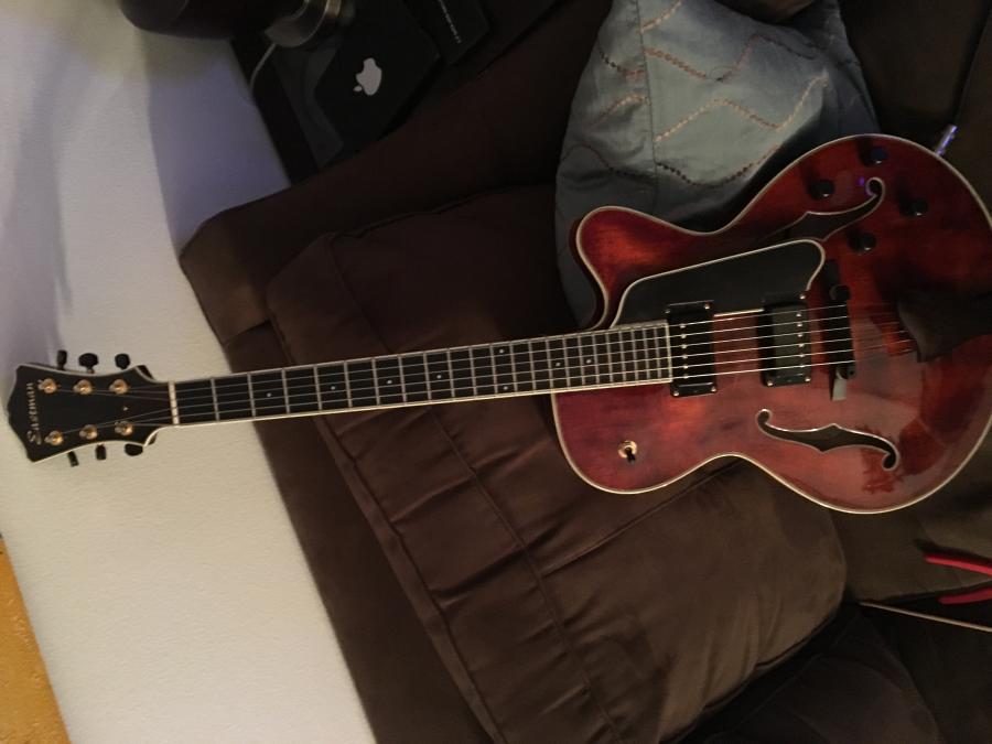Small Body Jazz Guitar?-img_0623-jpg