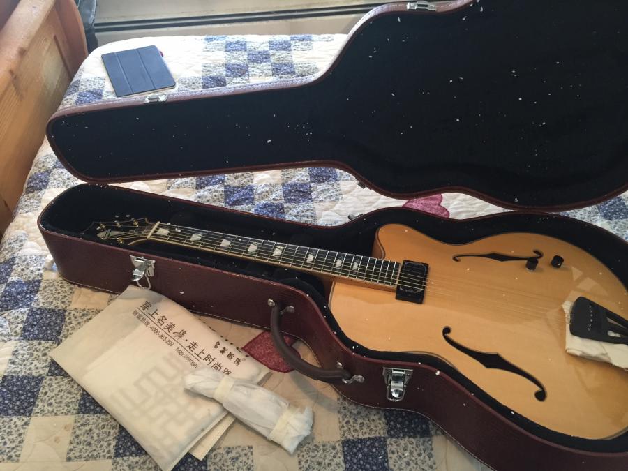 Ms Lora/Mr Wu Special Dream Guitar-image-jpg