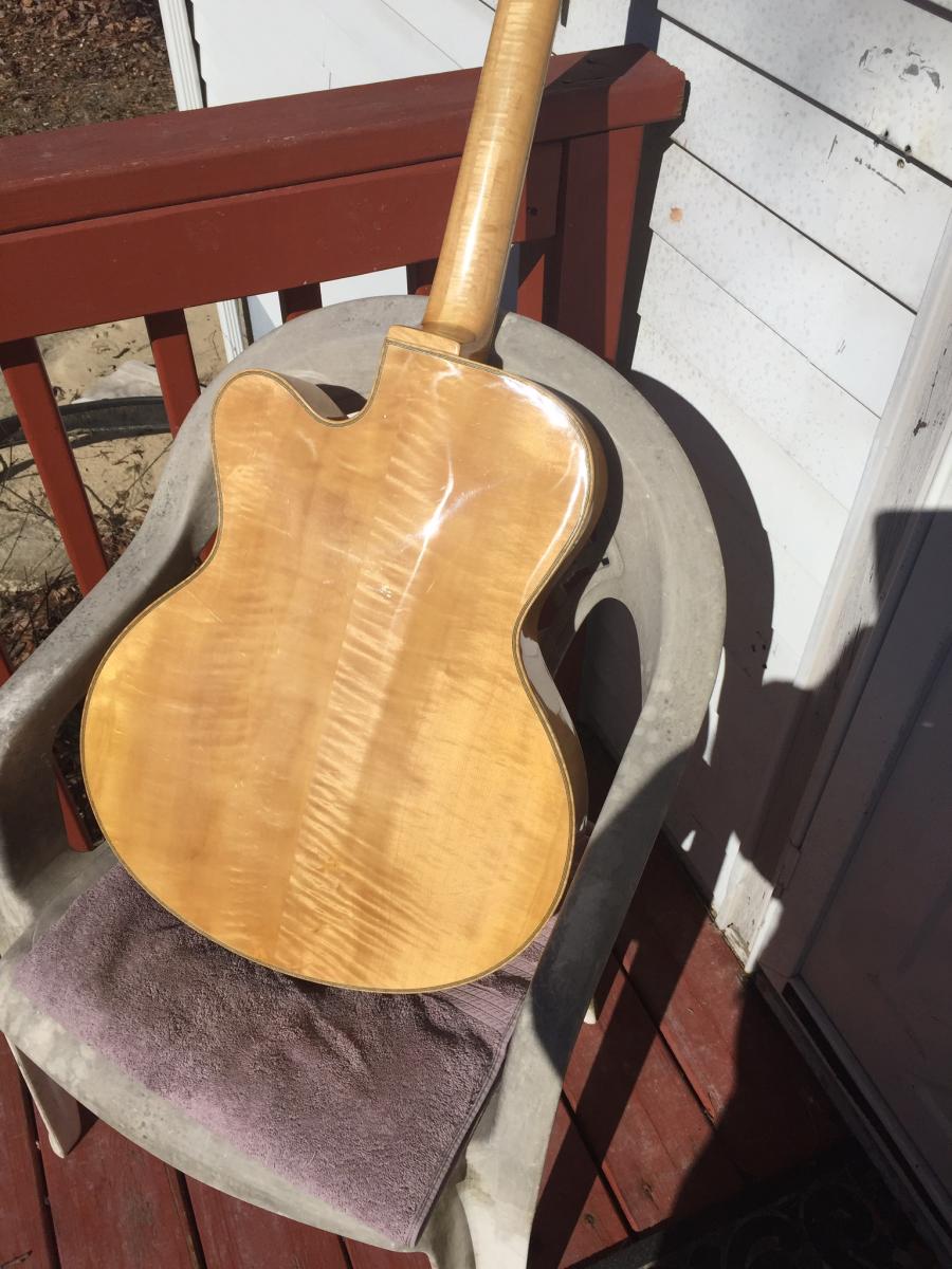 Ms Lora/Mr Wu Special Dream Guitar-image-jpg