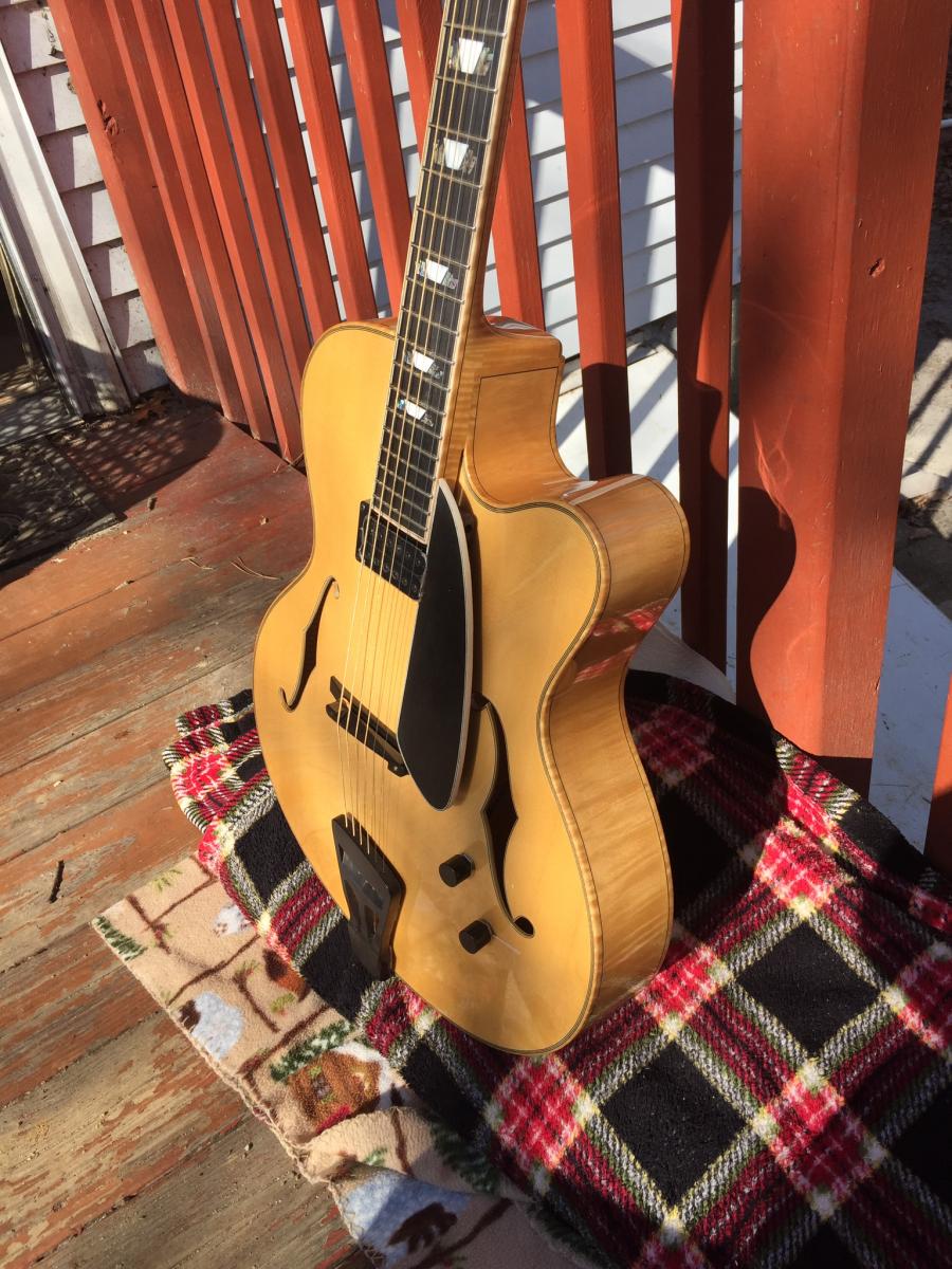 Ms Lora/Mr Wu Special Dream Guitar-image-jpg