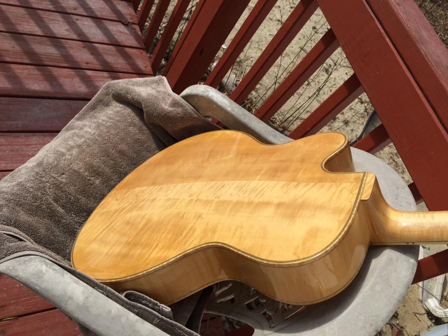 Ms Lora/Mr Wu Special Dream Guitar-image-jpg