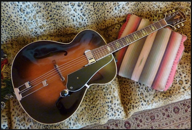 Gibson vs Epiphone Vintage Acoustic Archtops-screenshot2014-07-13at23118pm-png