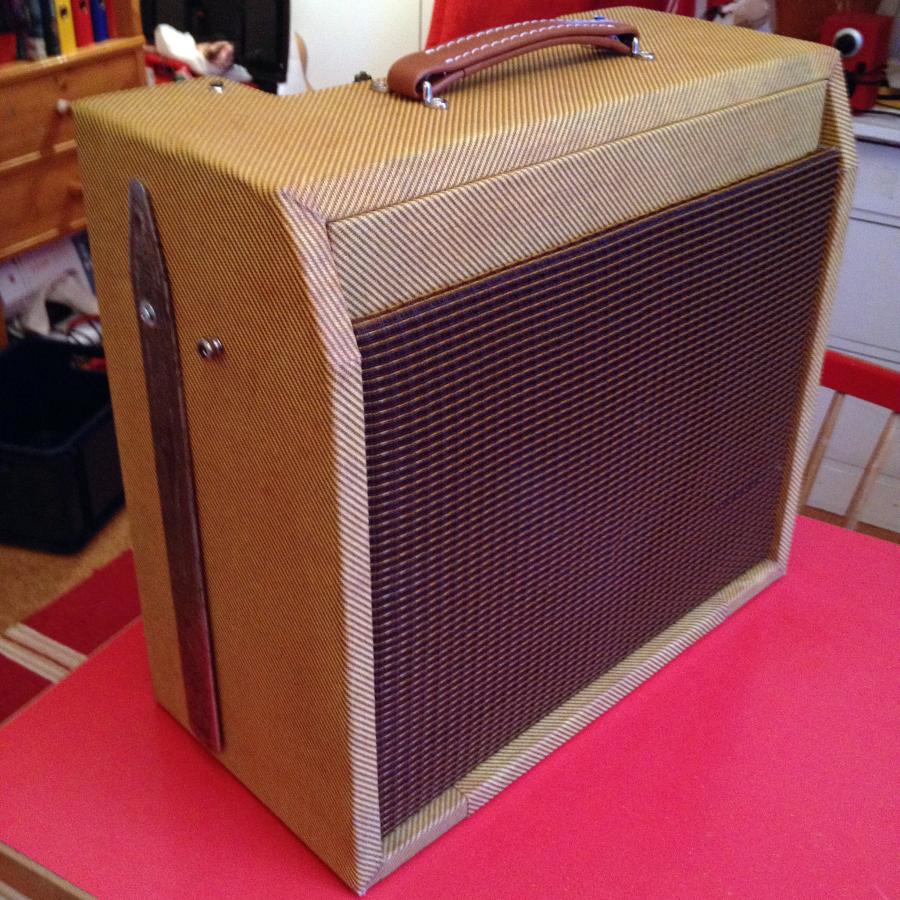 What guitar amplifier are you presently using?-img_4554-jpg