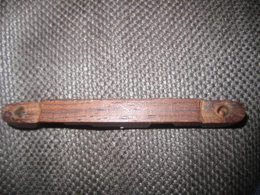 Need rosewood bridge from 60's in my es-175 guitar. Where can i buy?-img_2694-jpg