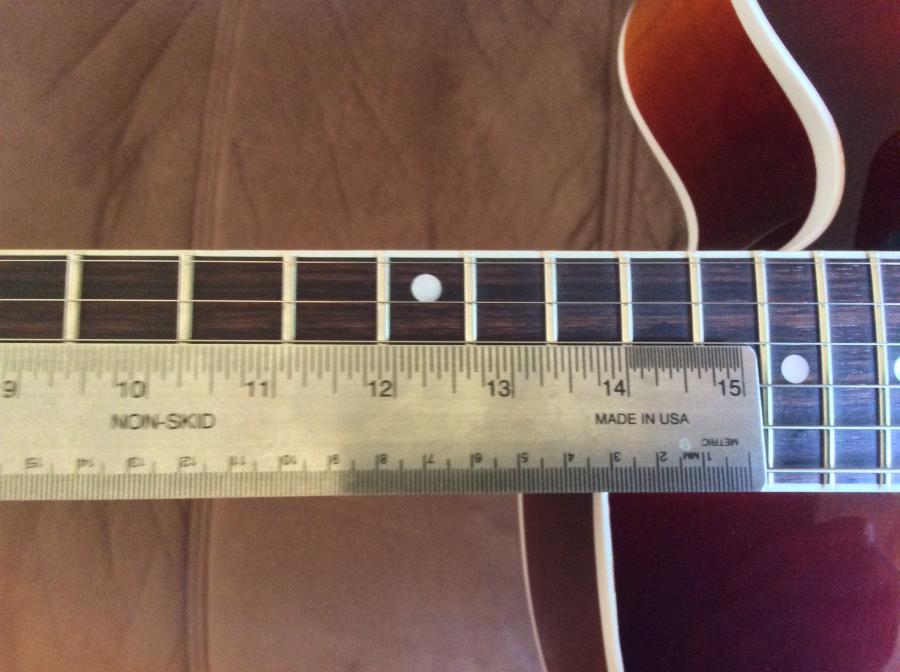 Gibson Solid Formed 17" Venetion Cutaway-image-jpg