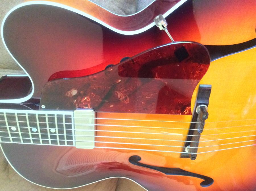 Gibson Solid Formed 17" Venetion Cutaway-image-jpg
