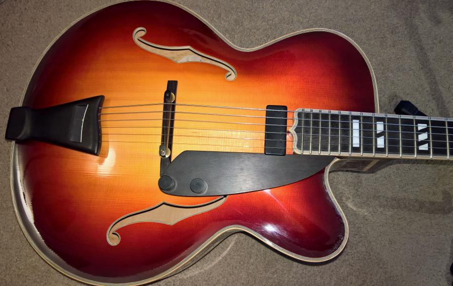 Mr. Wu Guitar-wp_20160707_17_52_13_pro-jpg