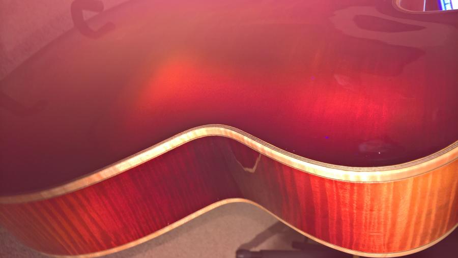 Mr. Wu Guitar-wp_20160707_17_52_58_pro-jpg