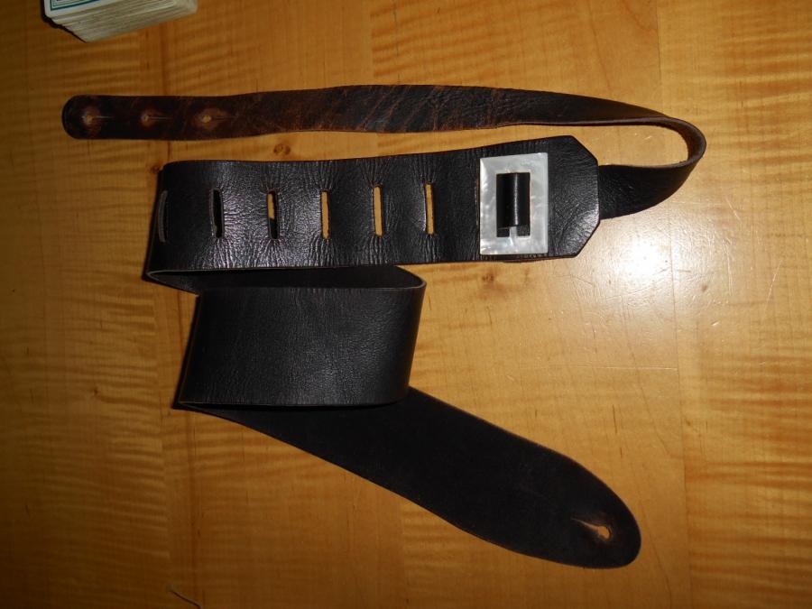 Time for a new guitar strap-dscn0577-jpg