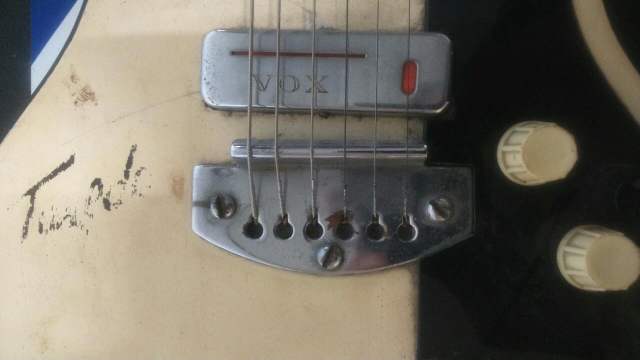 What's your most rare guitar model-dsc_1204-640x360-jpg