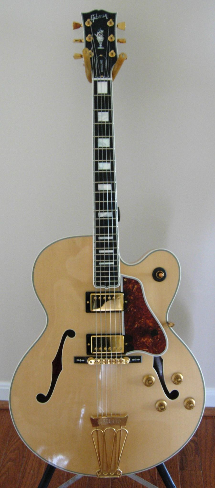 Gibson Byrdland-blonde-byrd-1-1-jpg