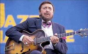 Barney Kessel's guitar: Gibson L-7 or ES-350?-barneykessel-jpg
