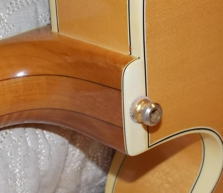 neck joint of 1976 Gibson Johnny Smith-heel-jpg