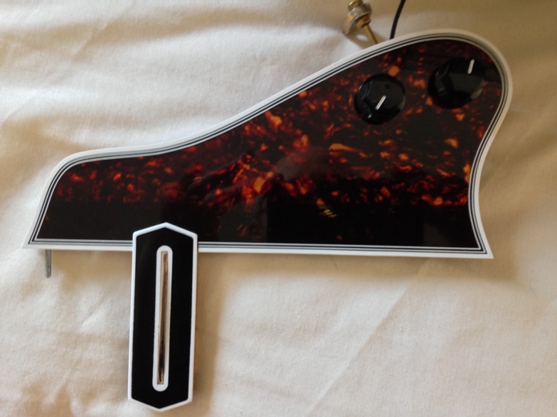 Slaman DS 250 - Charlie Christian Commemorative series-pickguard-2-jpg