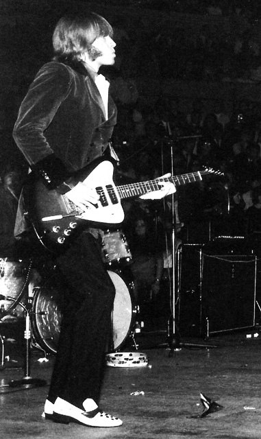 Gibson Trini Lopez-brian_non_iii-jpg