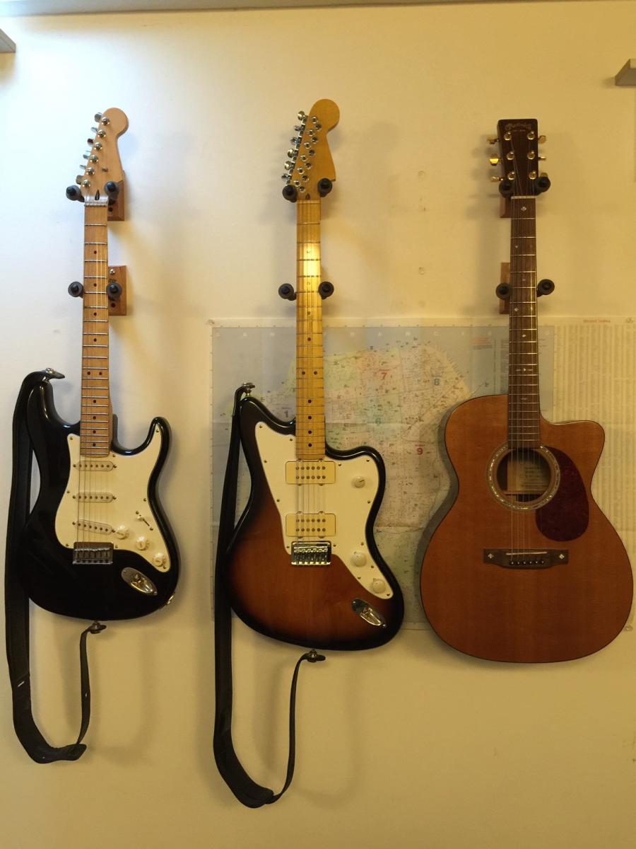 Lets see Your Warmoth, USAG, Music Craft and other home assmbled/built guitars-img_0087-jpg