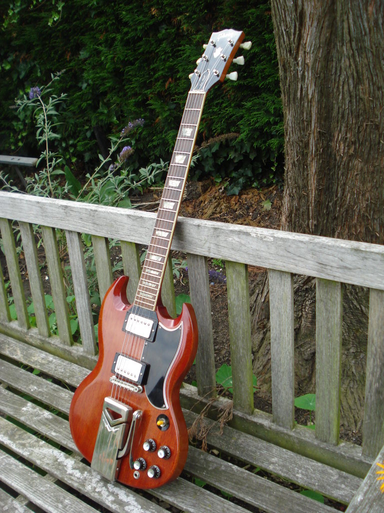 Why no love for the Gibson SG?-dsc00169-jpg
