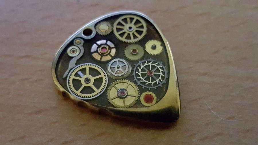 In search of Gibson tear drop jazz pick !-2016-11-16-22-00-06-jpg