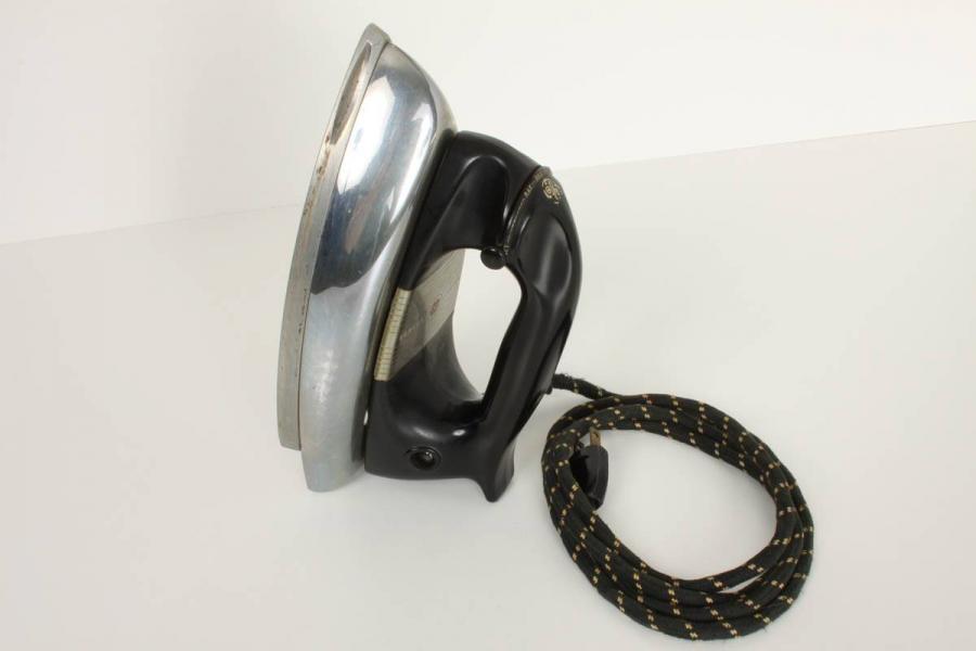 Important stuff: picks &amp; cords!-1b-jpg