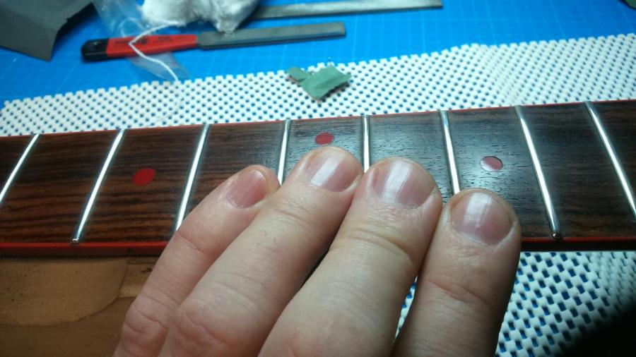 This is the last time I've used LEMON OIL on a guitar-dsc_1707-jpg