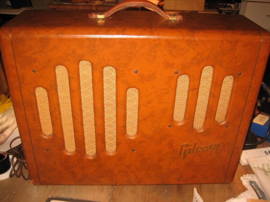 Gibson GA-50T-16649484_838453639628077_288099865441588336_n-jpg