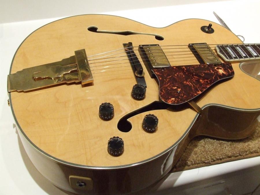 Guitars you've owned that are worth more than their price?-file-174-jpg