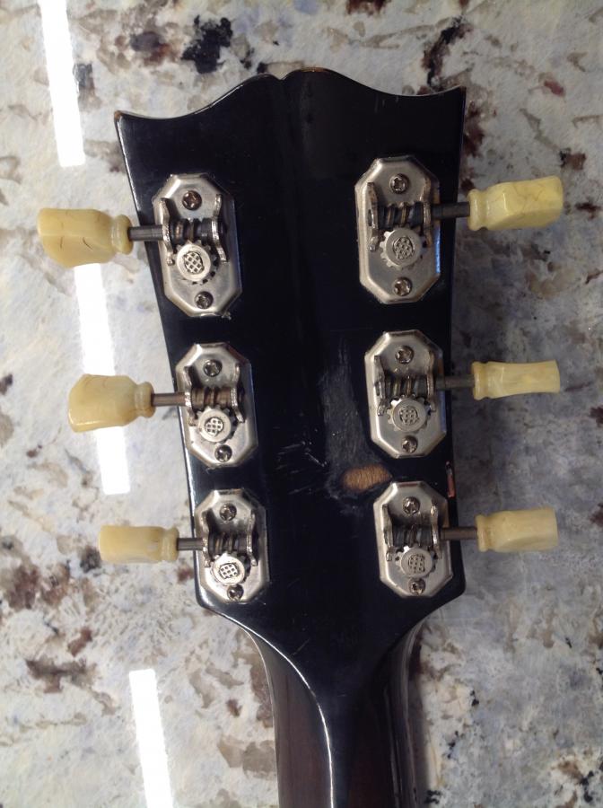 Anyone use a Trophy Guitar Loop Strap Adapter...?-image-jpg