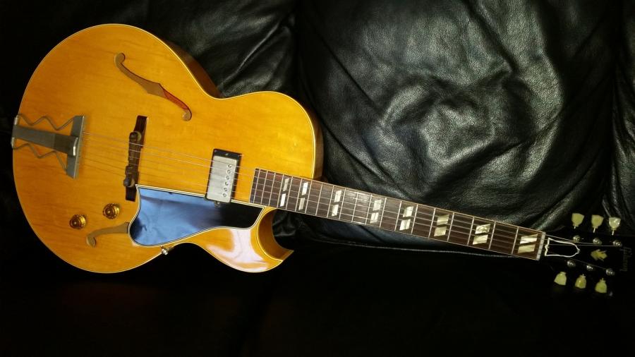 Guitars that make you play differently-bxidmmiaueyjbczqvipj-jpg