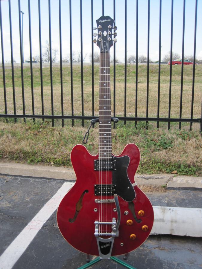 Do you regret buying an Epiphone?-32969338940_f54c1461cf_b-jpg
