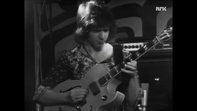Very early pics of Pat Metheny's Gibson ES-175-vlcsnap-2017-07-03-21h24m43s600-png