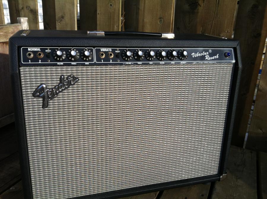 Fender Vibrolux Silverface Reverb-img_3352-jpg