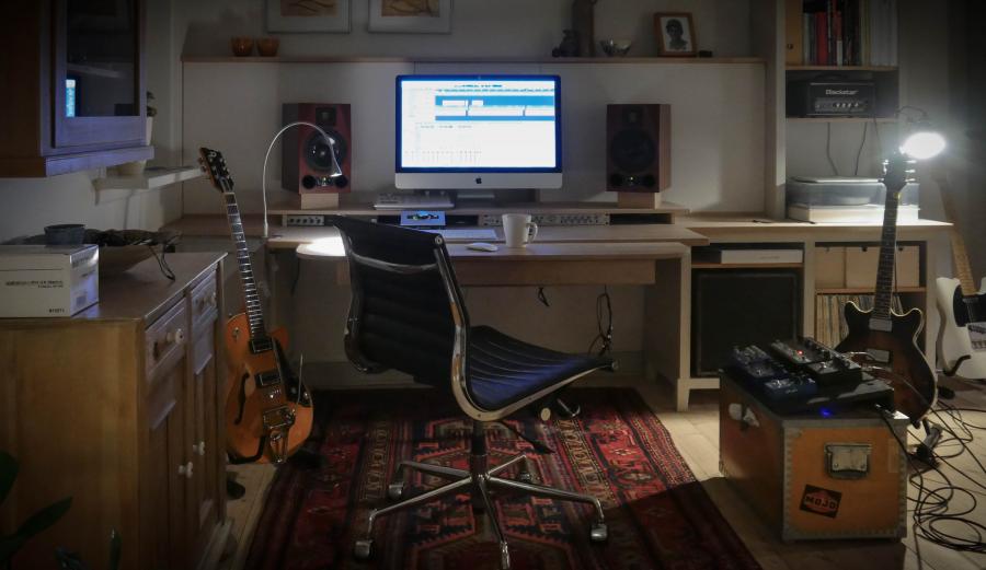 PA Systems - Do you have one and is it integral to your practice and playing?-room-1-1-jpg