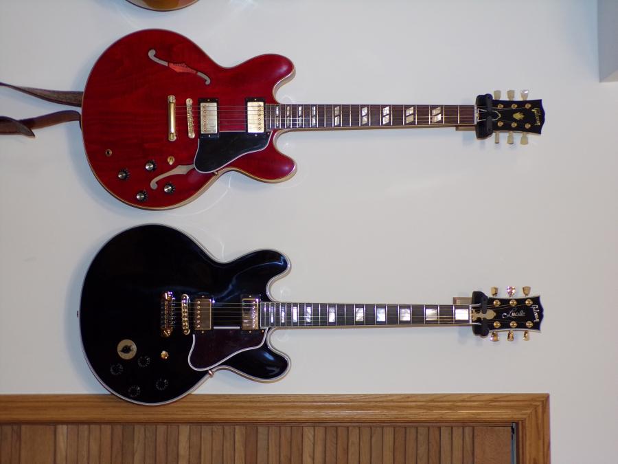 CME Memphis Gibson Lucille with a clear flaw-100_0123-jpg