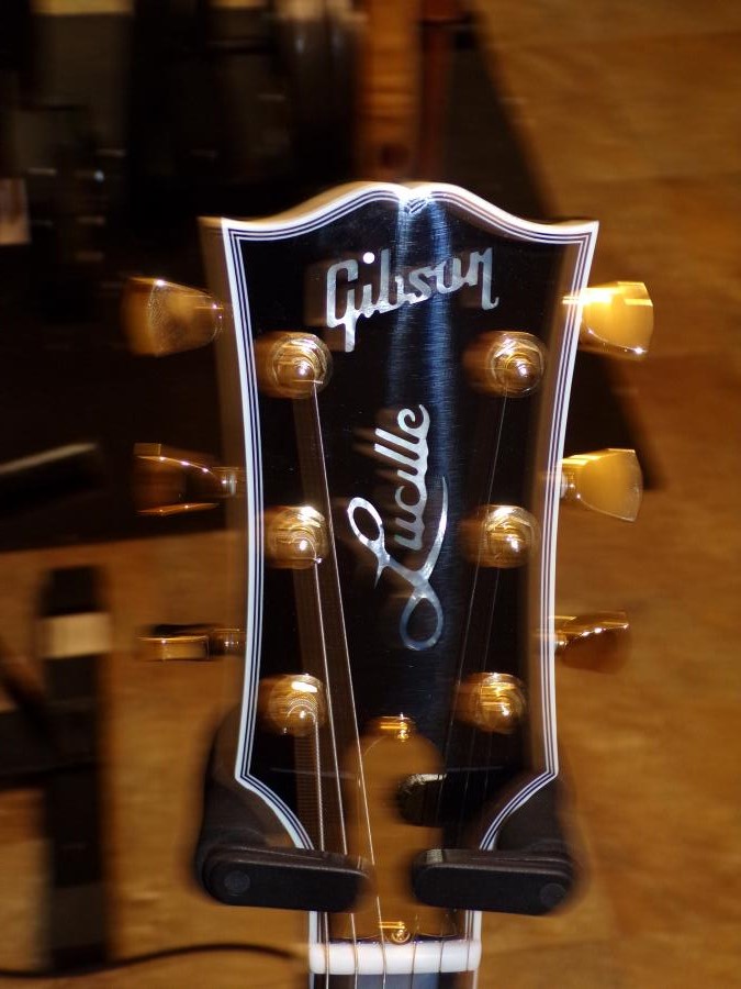 CME Memphis Gibson Lucille with a clear flaw-lucille-jpg