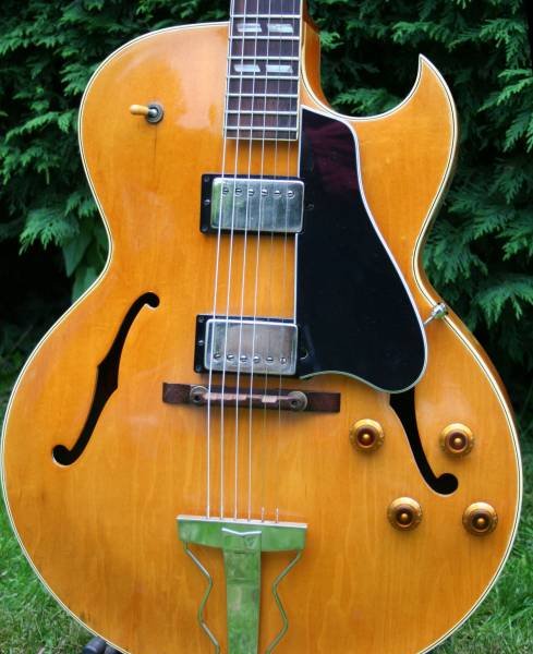 1957 Gibson ES-175dn-1dd88f74-e818-4e94-8b95-e87b8caf1520-jpeg