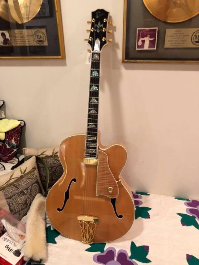 HA 2002 Gibson Citation-baf9e6a3-f97e-47be-afed-91bb9db90399-jpg