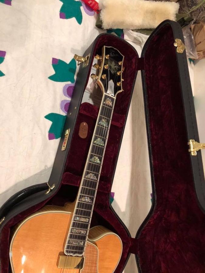 HA 2002 Gibson Citation-46e99e67-cbe8-4a9d-9794-56051ffa06a9-jpg