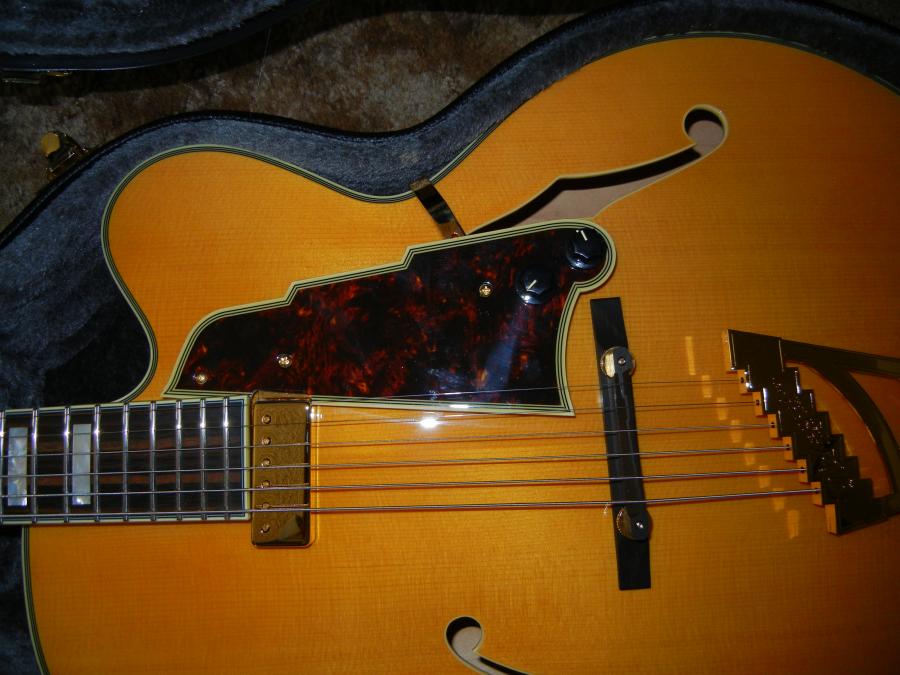 D'Angelico EXL-1-front-body-jpg