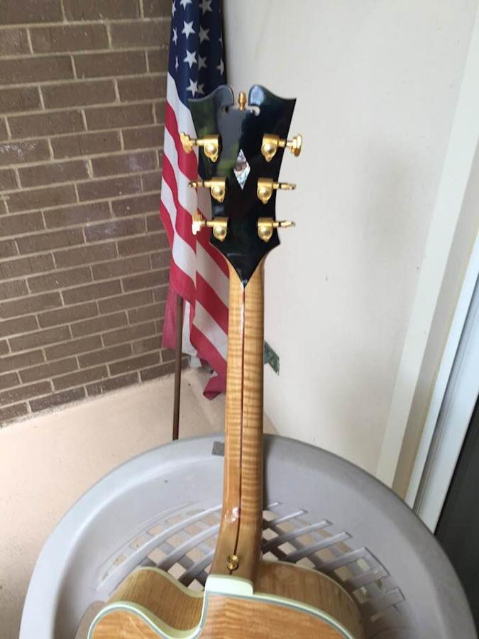 D'Angelico EXL-1 blow out - any insider here for the real reason?-23379980_10155198509282239_3555897774876692095_n-jpg