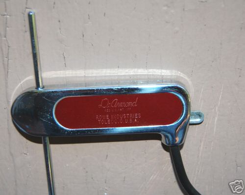 DeArmond 1000 reissue  - mounting bracket snapped before I could install-140167184176-2-jpg