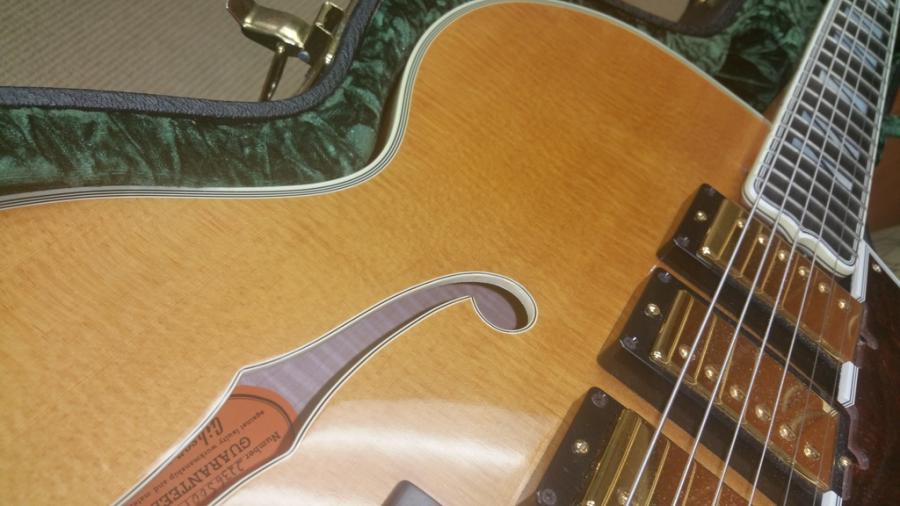 Gibson ES-175 from CME-37523564761_716dd34d23_o-jpg