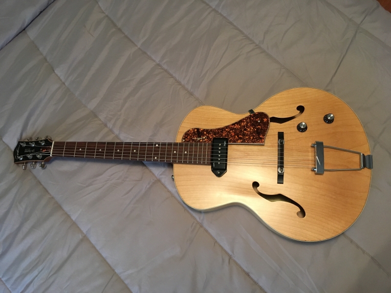 Godin Fifth Avenue Kingpin blonde-img_2525-jpg