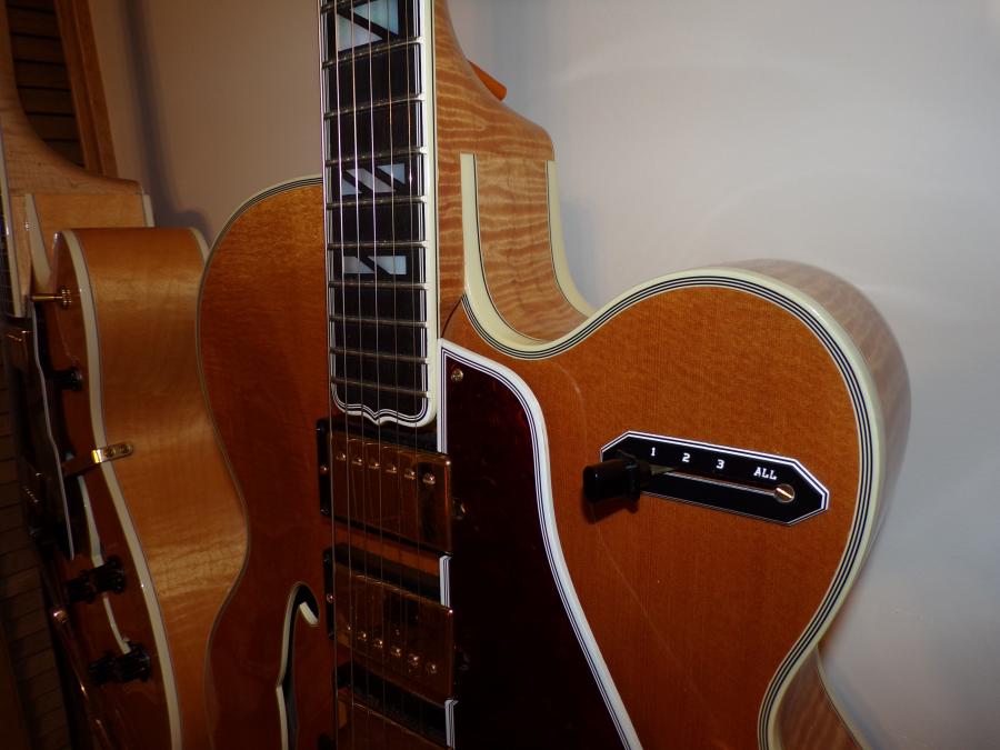 Gibson ES-275-100_0148-jpg