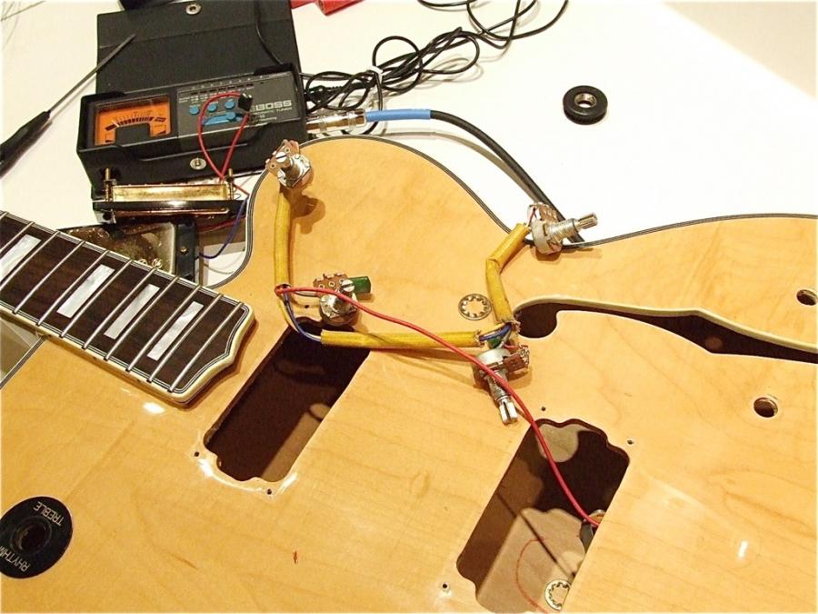 Is It Just Me Or Do Samick Jazz Guitars Sound Like Dead Wood?-cheap-electronics-jpg