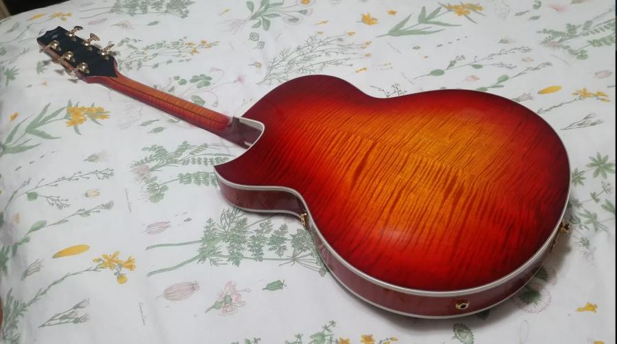 Heritage Golden Eagle thinline-2018-02-12-13_16_38-heritage-golden-eagle-custom-thin-custom-brock-burst-_-reverb-jpg