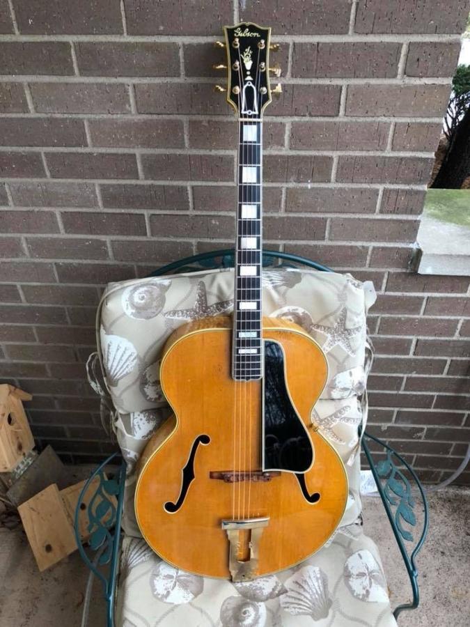 1940 Gibson L-5-a0df0985-e8b8-406e-b626-a551333d402a-jpg