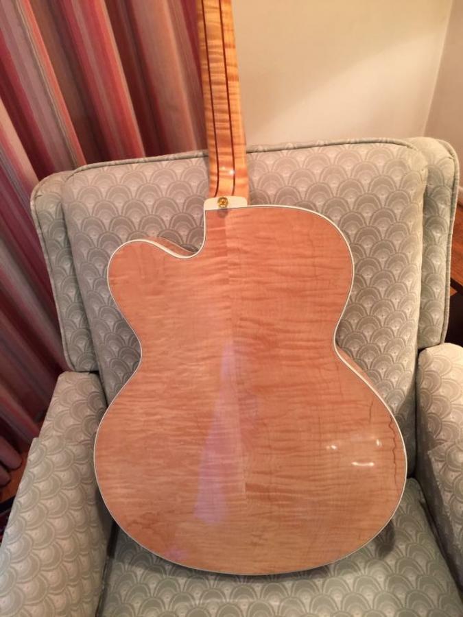 The Heritage Guitar Company-617215c5-c5c1-4a42-8820-984e7ea228ce-jpg