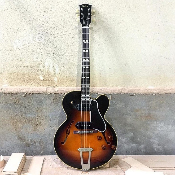 The definitive list of hollow body guitars with P-90 Pickups-8f192fdd-d727-4264-b42c-f91585fe1839-jpeg