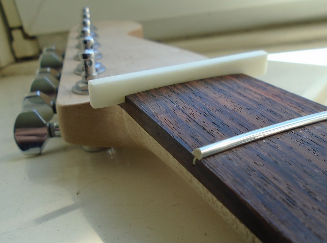 Gold strat partscaster build-016-jpg